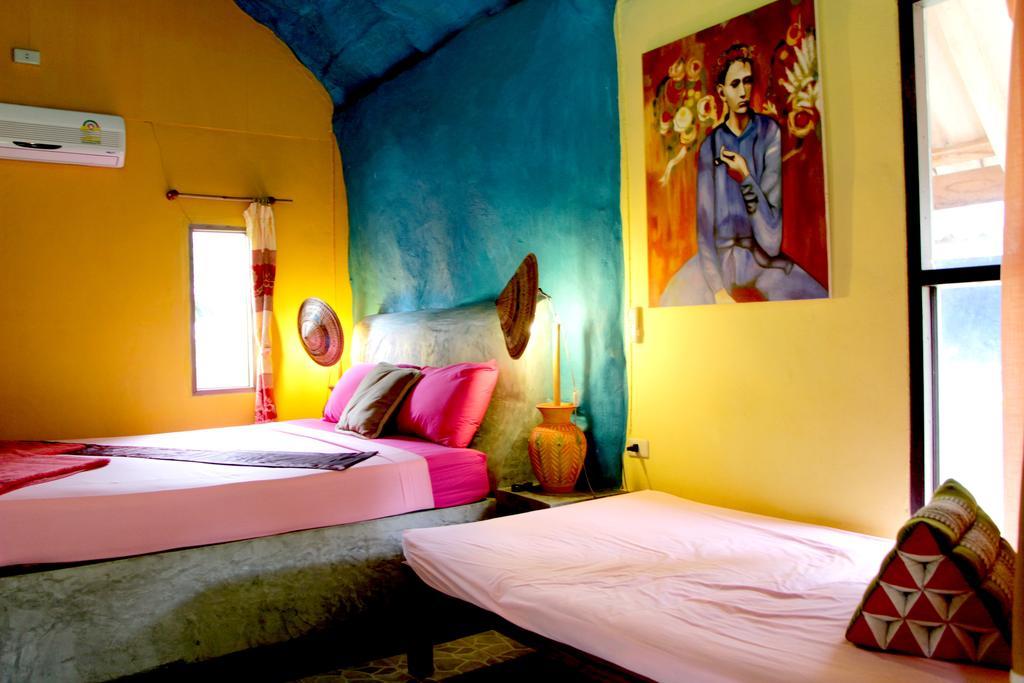 Cha-Ba Bungalow & Art Gallery Koh Lanta Room photo